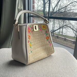 Floral Embroidered Beige Handbag